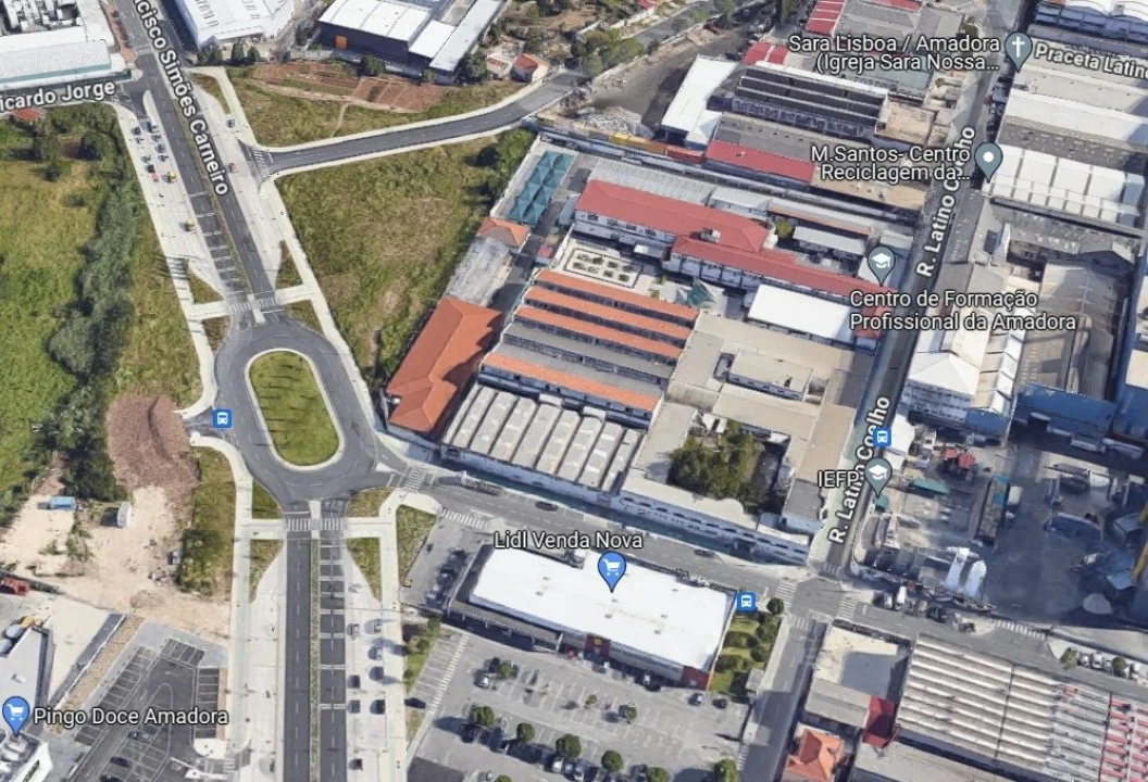 Armazém para Venda em Falagueira-Venda Nova Foto 5