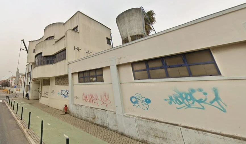 Armazém para Venda em Falagueira-Venda Nova Foto 11