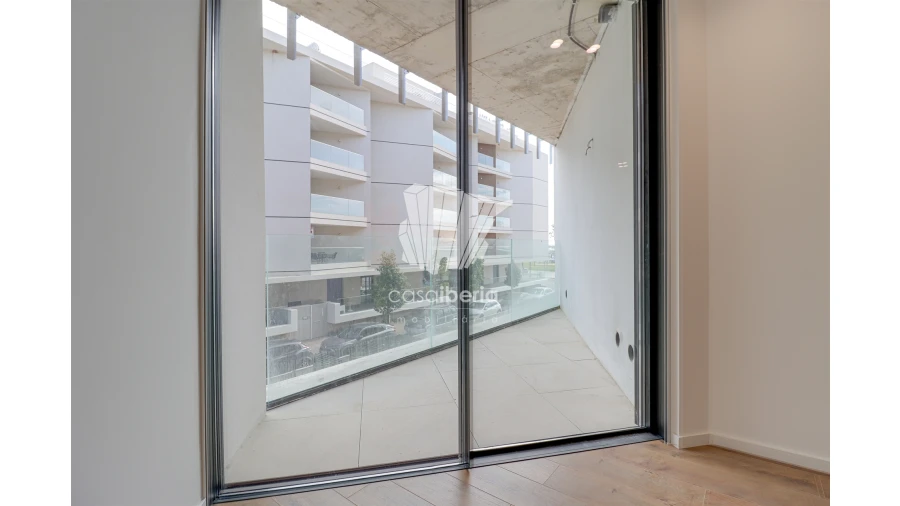 Apartamento T2 para Venda em Olhão Foto 13