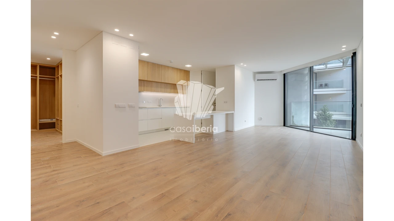 Apartamento T2 para Venda em Olhão Foto 16