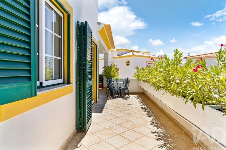 Moradia T4 para Venda em Albufeira e Olhos de Água Foto 8