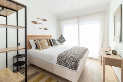 Apartamento T1 para Venda em Estômbar e Parchal