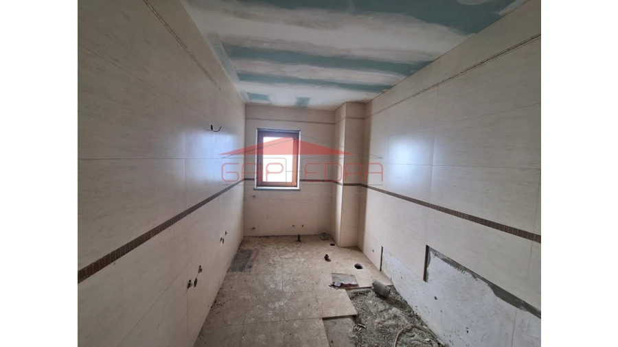 Moradia T5 para Venda em Tortosendo Foto 31