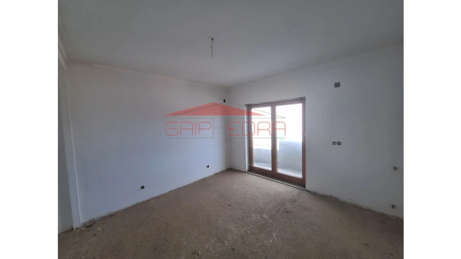 Moradia T5 para Venda em Tortosendo Foto 22