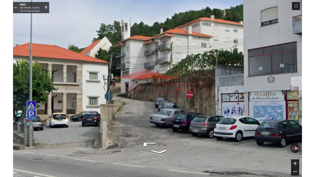 Garagem para Venda em Seia, São Romão e Lapa dos Dinheiros Foto 1