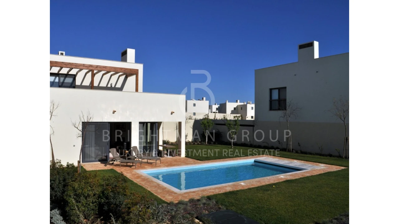 Moradia T2 para Venda em Vila de Sagres Foto 9