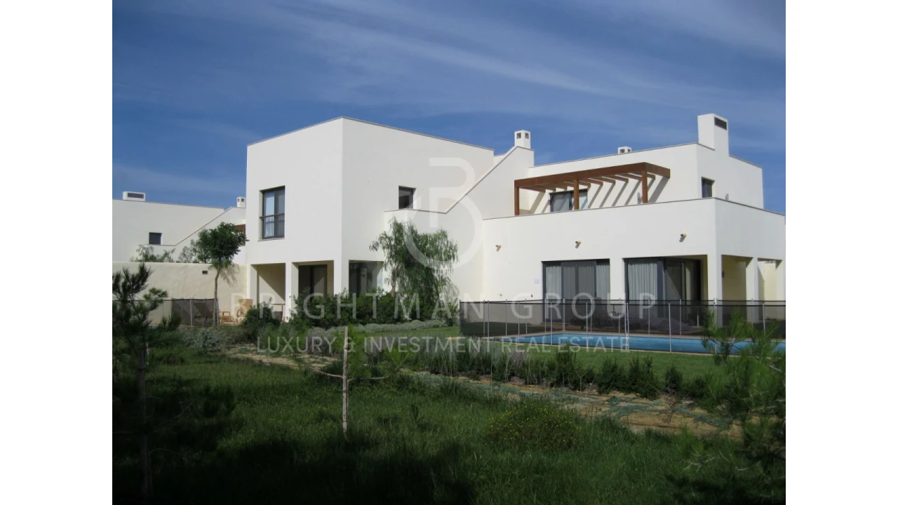 Moradia T2 para Venda em Vila de Sagres Foto 12