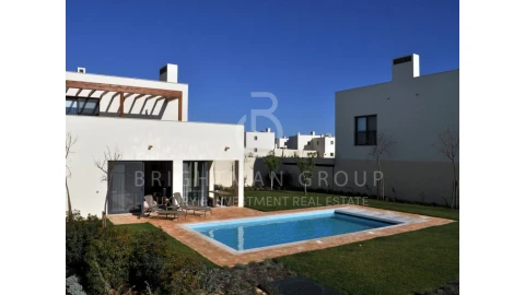 Moradia T2 para Venda em Vila de Sagres
