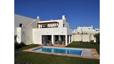 Moradia T3 para Venda em Vila de Sagres