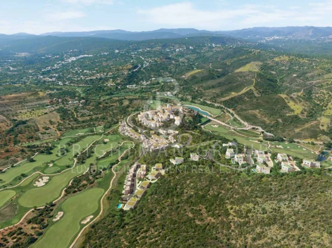 Moradia T2 para Venda em Querença, Tôr e Benafim Foto 17