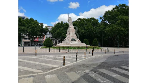 Prédio para Venda em Santo António