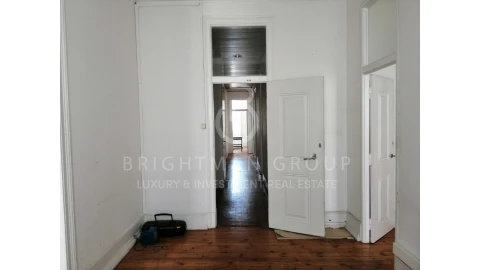 Prédio para Venda em Santo António