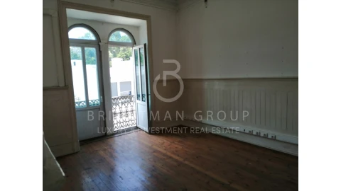 Prédio para Venda em Santo António