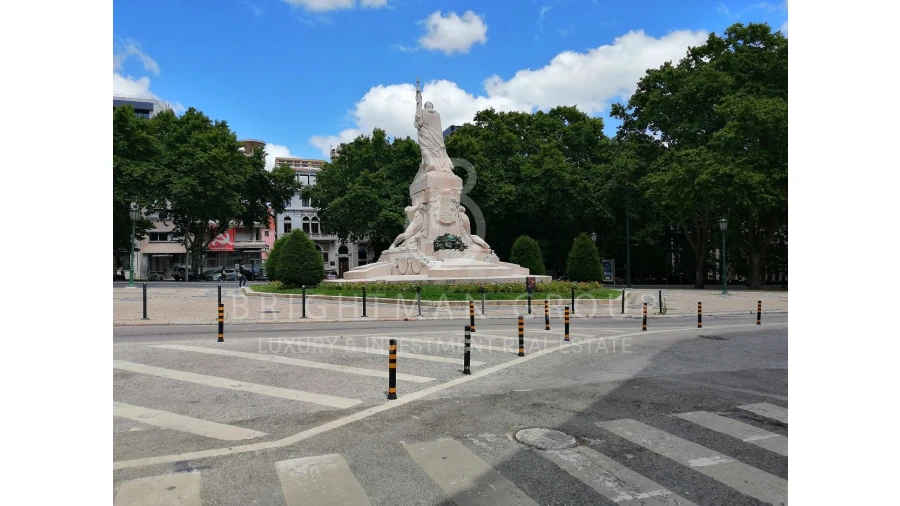 Prédio para Venda em Santo António Foto 13