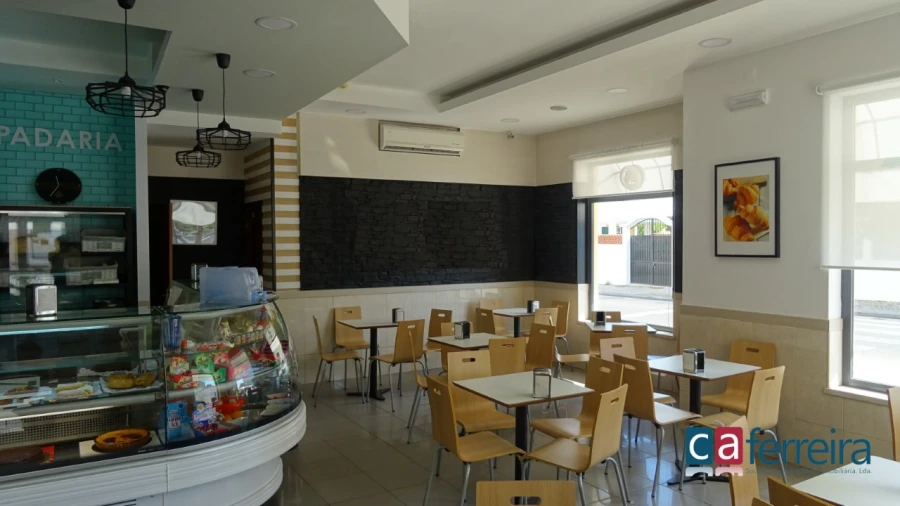 Negócio para Venda em Almeirim Foto 4