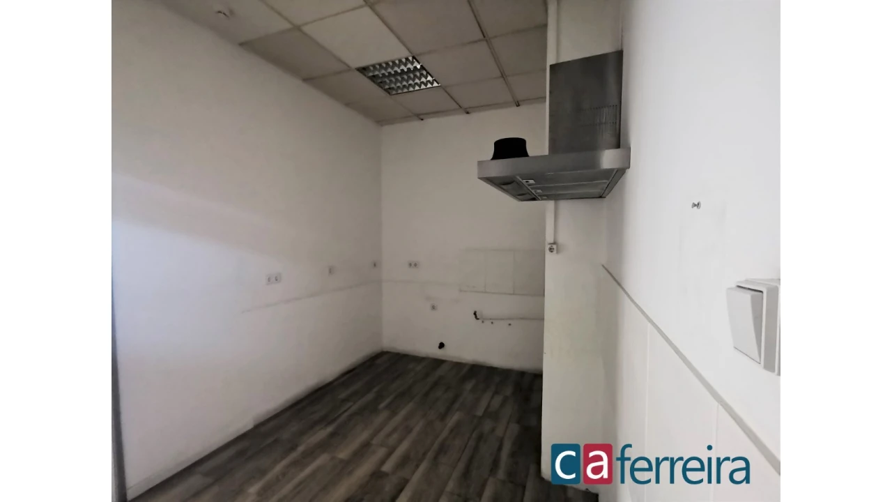 Loja para Venda em Almeirim Foto 5