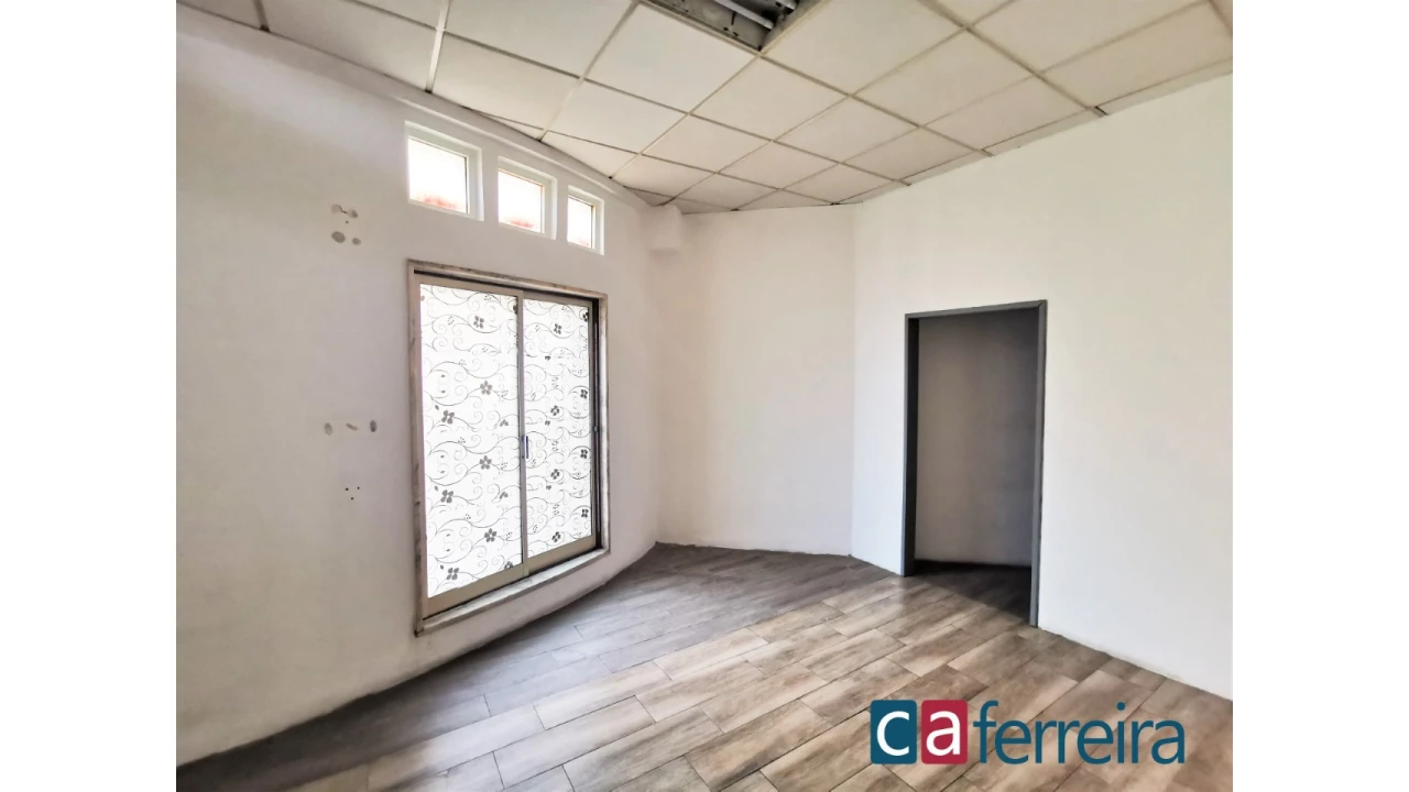 Loja para Venda em Almeirim Foto 6