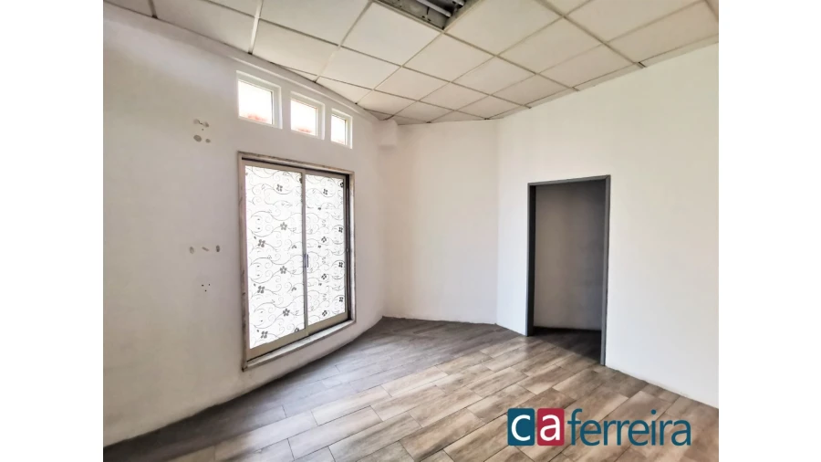 Loja para Venda em Almeirim Foto 6