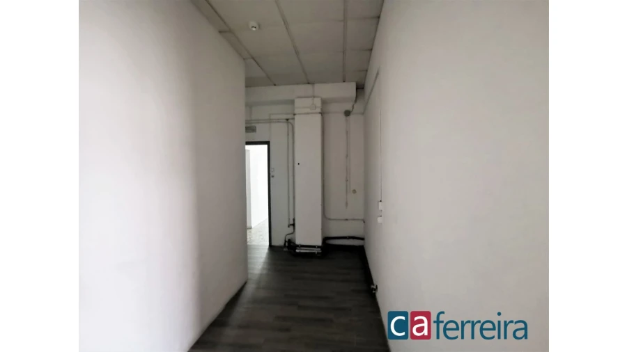 Loja para Venda em Almeirim Foto 7