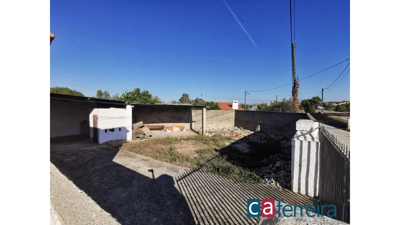 Moradia T3 para Venda em Foros de Arrão Foto 9