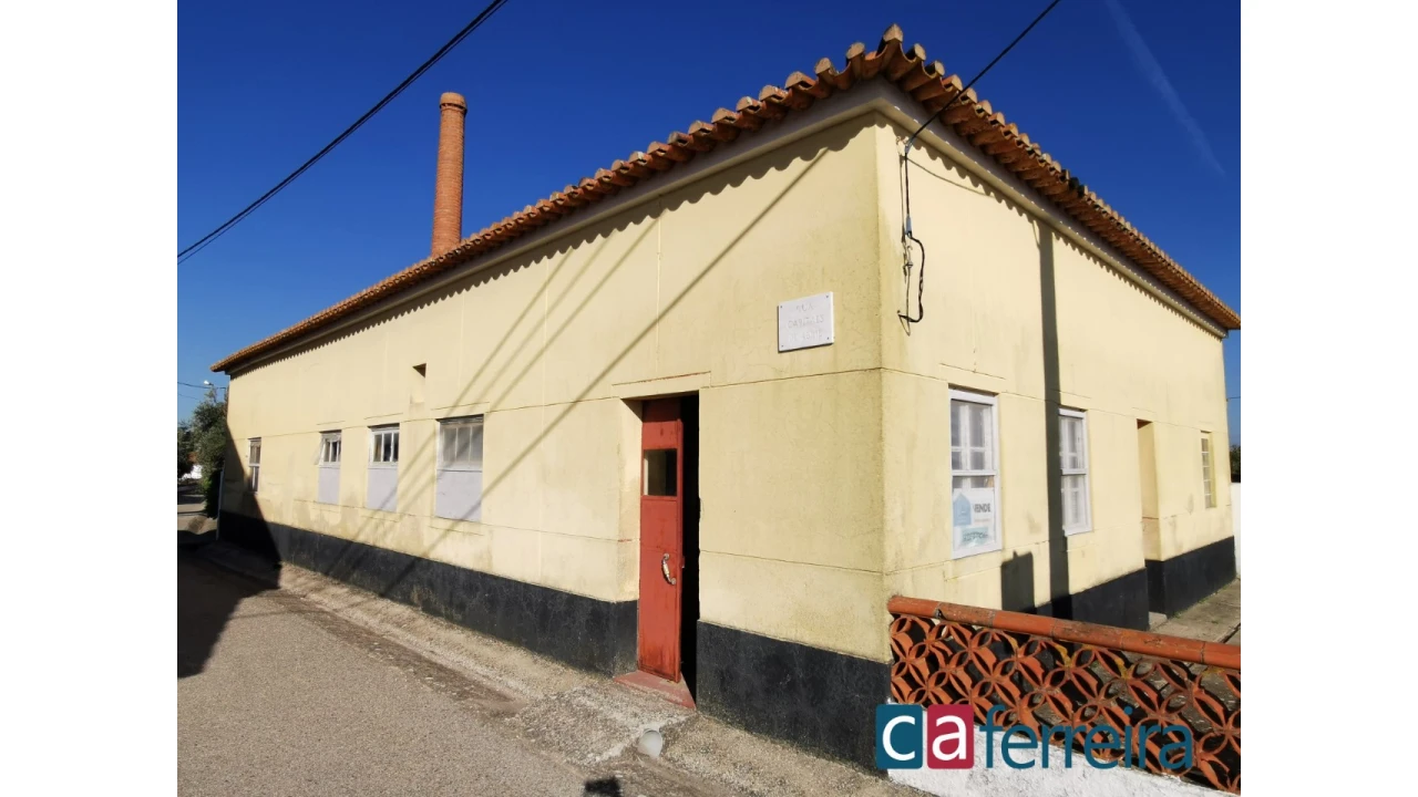 Moradia T3 para Venda em Foros de Arrão Foto 17