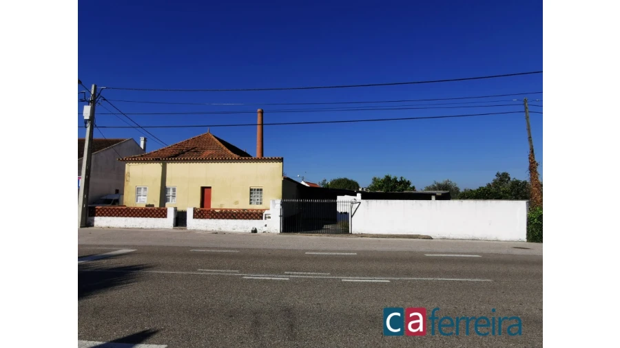 Moradia T3 para Venda em Foros de Arrão Foto 16