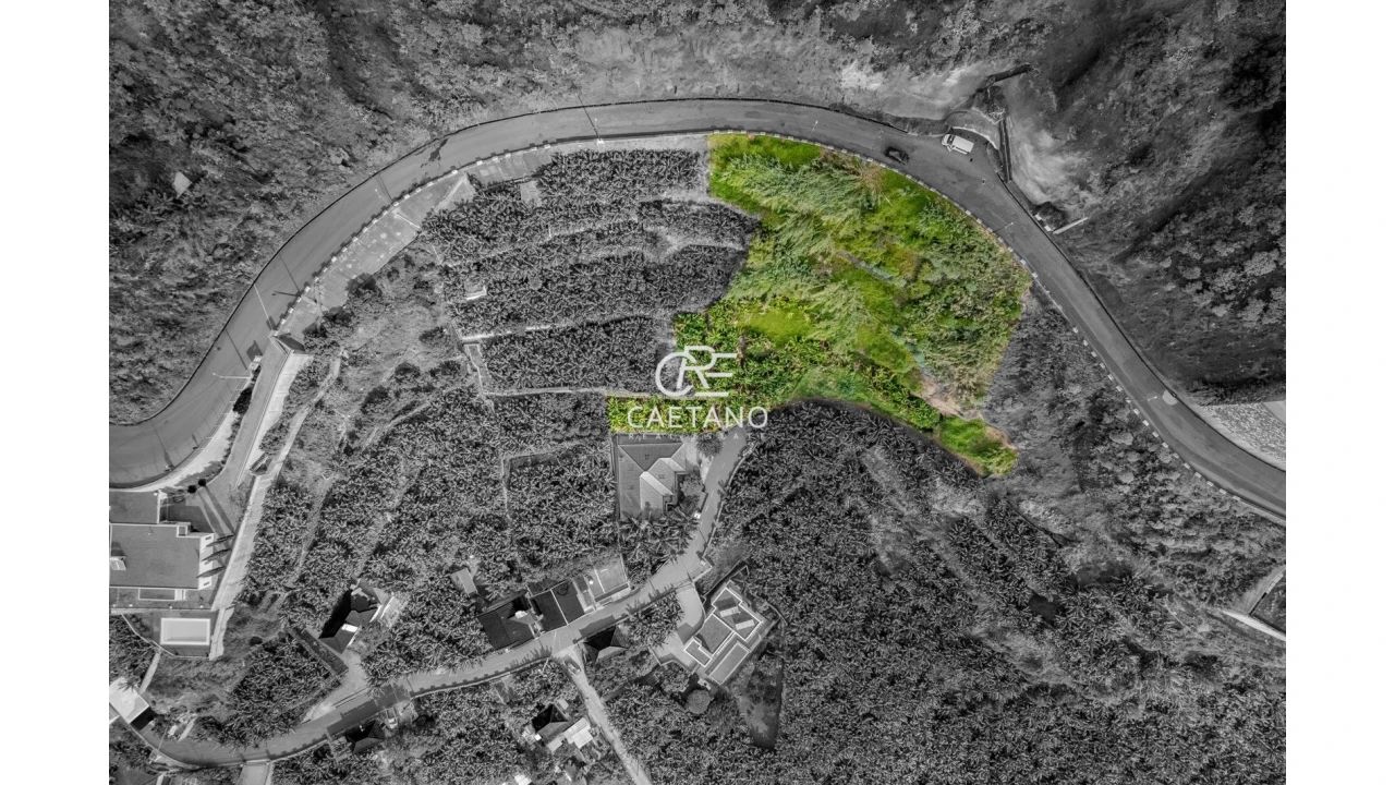 Terreno para Venda em Calheta Foto 4