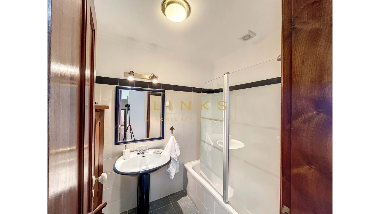 Quinta T5 para Venda em Canhas Foto 26