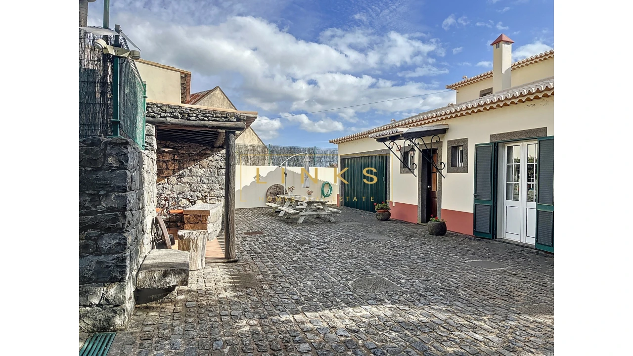 Quinta T5 para Venda em Canhas Foto 4