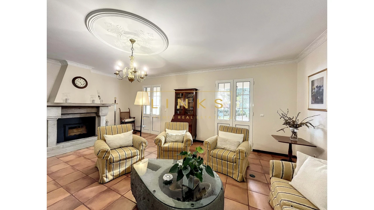 Quinta T5 para Venda em Canhas Foto 32