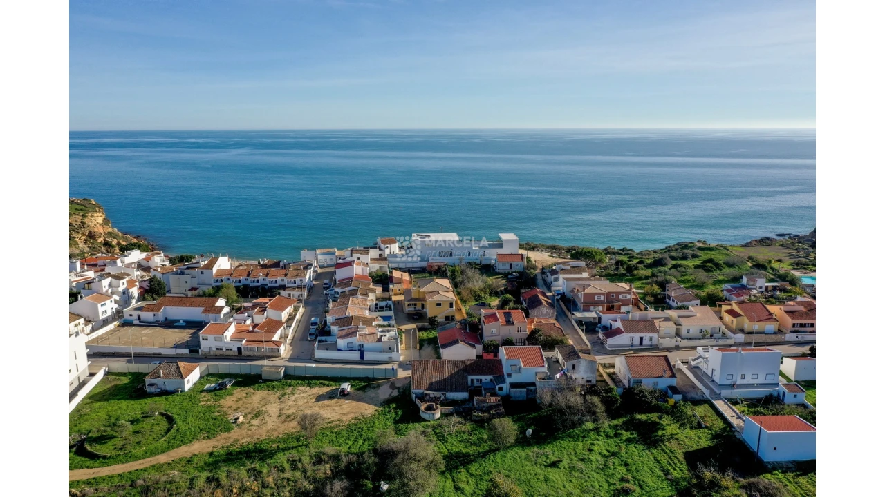 Moradia T3 para Venda em Vila do Bispo e Raposeira Foto 3