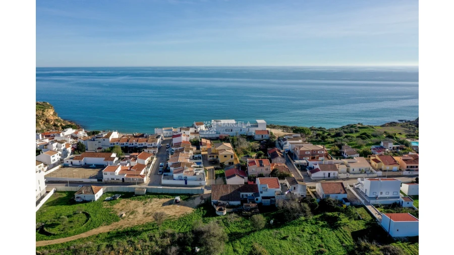 Moradia T3 para Venda em Vila do Bispo e Raposeira Foto 3