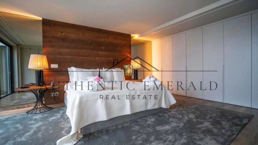 Moradia T8 para Venda em Quarteira Foto 19