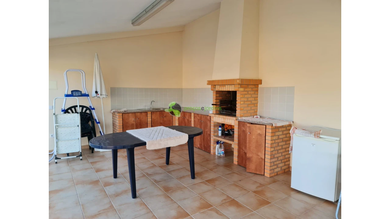 Moradia T4 para Venda em Amor Foto 14