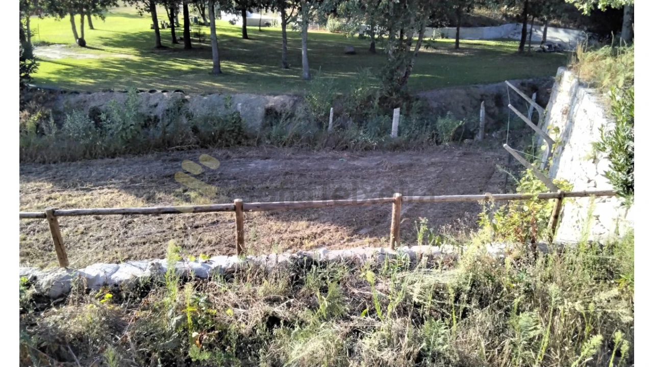 Quinta T3 para Venda em Vila Boa do Bispo Foto 21