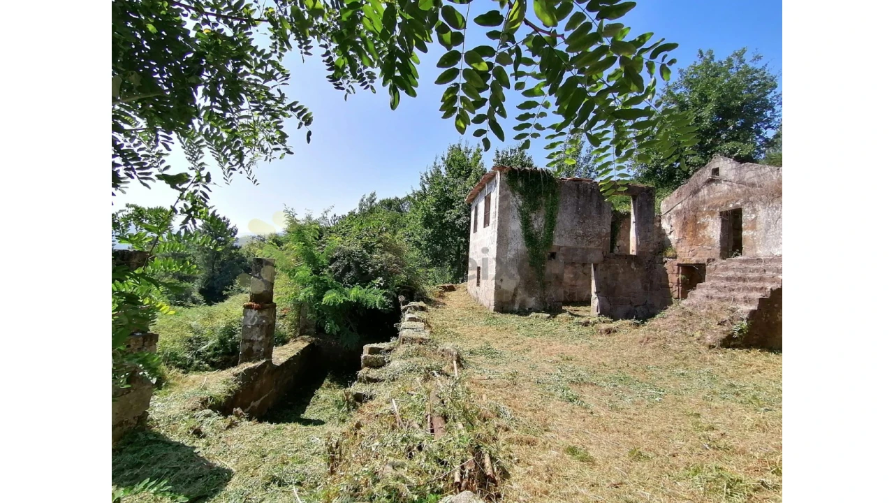 Quinta T5 para Venda em Penhalonga e Paços de Gaiolo Foto 11