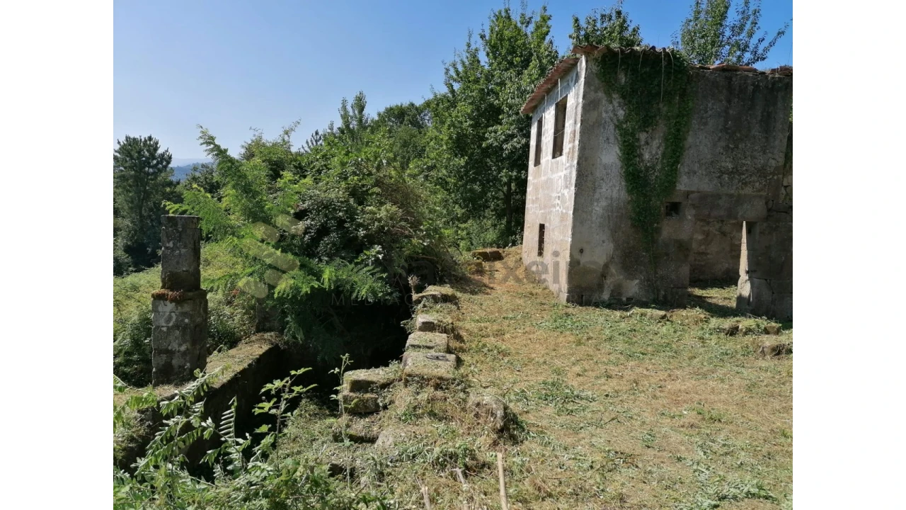 Quinta T5 para Venda em Penhalonga e Paços de Gaiolo Foto 23