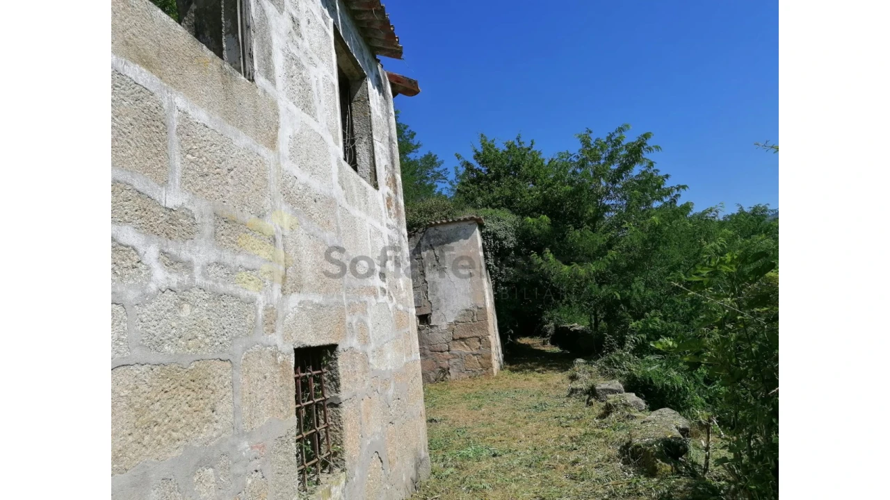 Quinta T5 para Venda em Penhalonga e Paços de Gaiolo Foto 7