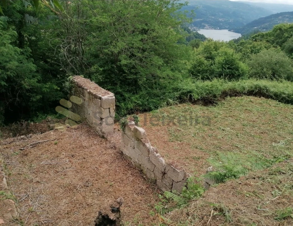 Quinta T5 para Venda em Penhalonga e Paços de Gaiolo Foto 31