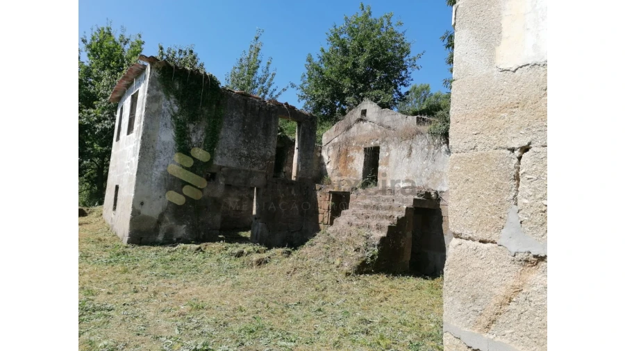 Quinta T5 para Venda em Penhalonga e Paços de Gaiolo Foto 8