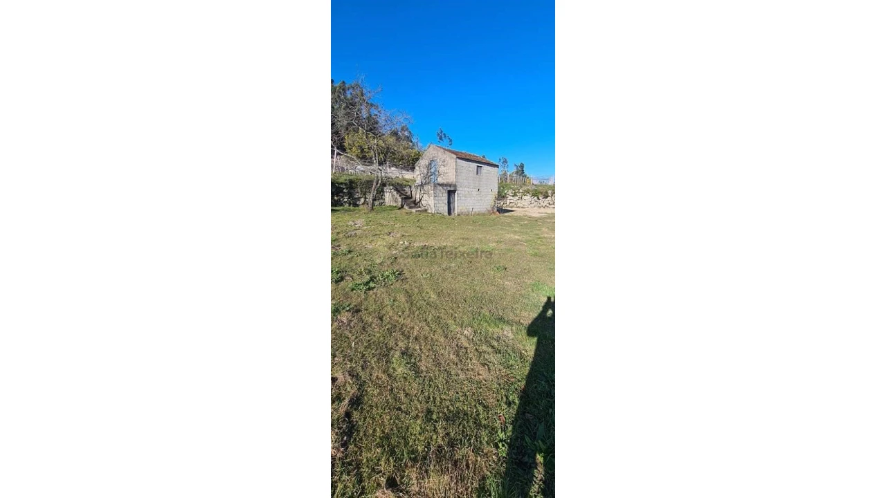 Terreno para Venda em Paredes de Viadores e Manhuncelos Foto 17