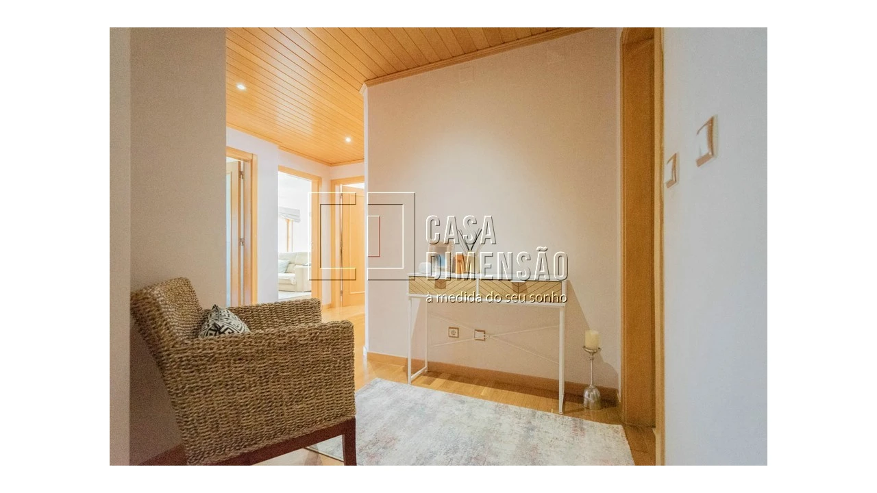 Apartamento T2 para Venda em Venteira Foto 4