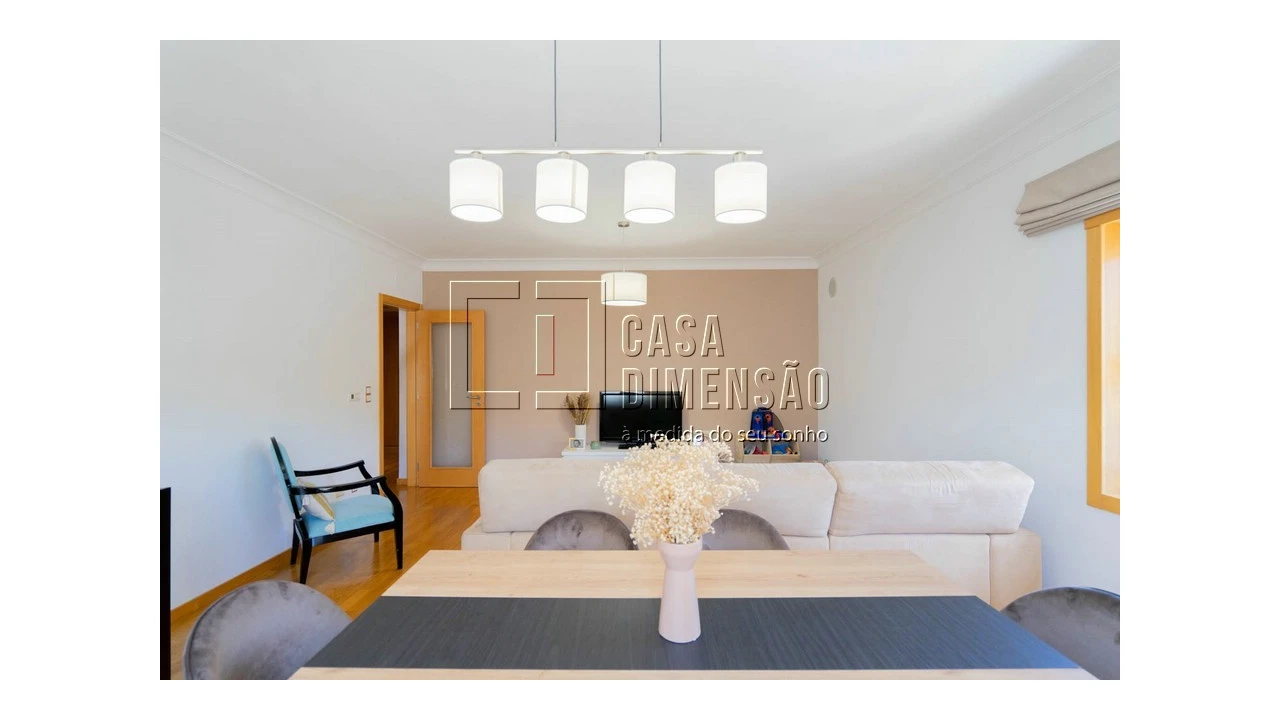 Apartamento T2 para Venda em Venteira Foto 17