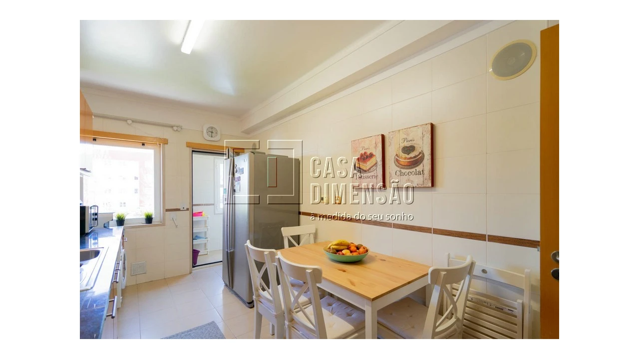 Apartamento T2 para Venda em Venteira Foto 32