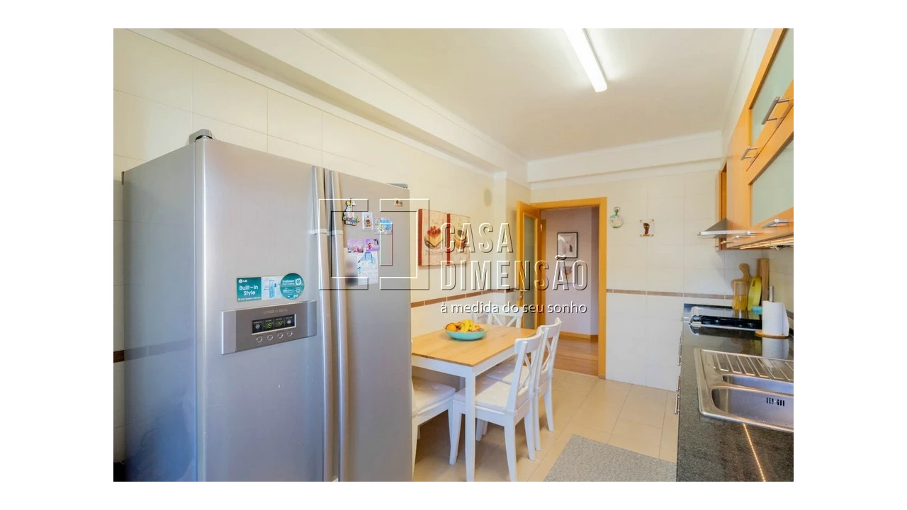 Apartamento T2 para Venda em Venteira Foto 36