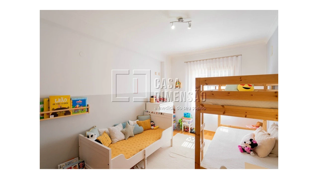 Apartamento T2 para Venda em Venteira Foto 46