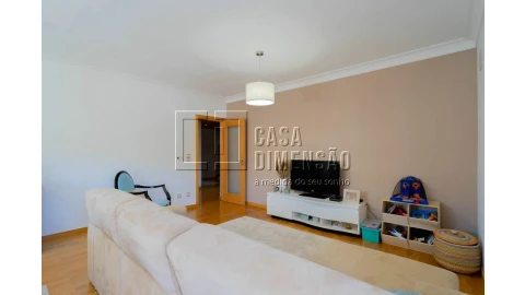 Apartamento T2 para Venda em Venteira