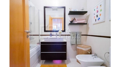 Apartamento T2 para Venda em Venteira