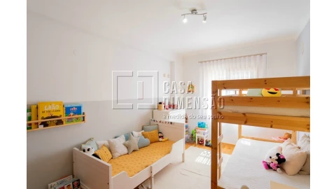 Apartamento T2 para Venda em Venteira