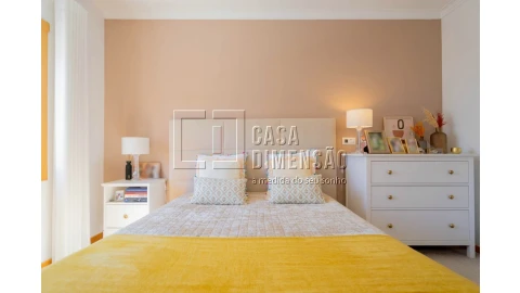Apartamento T2 para Venda em Venteira